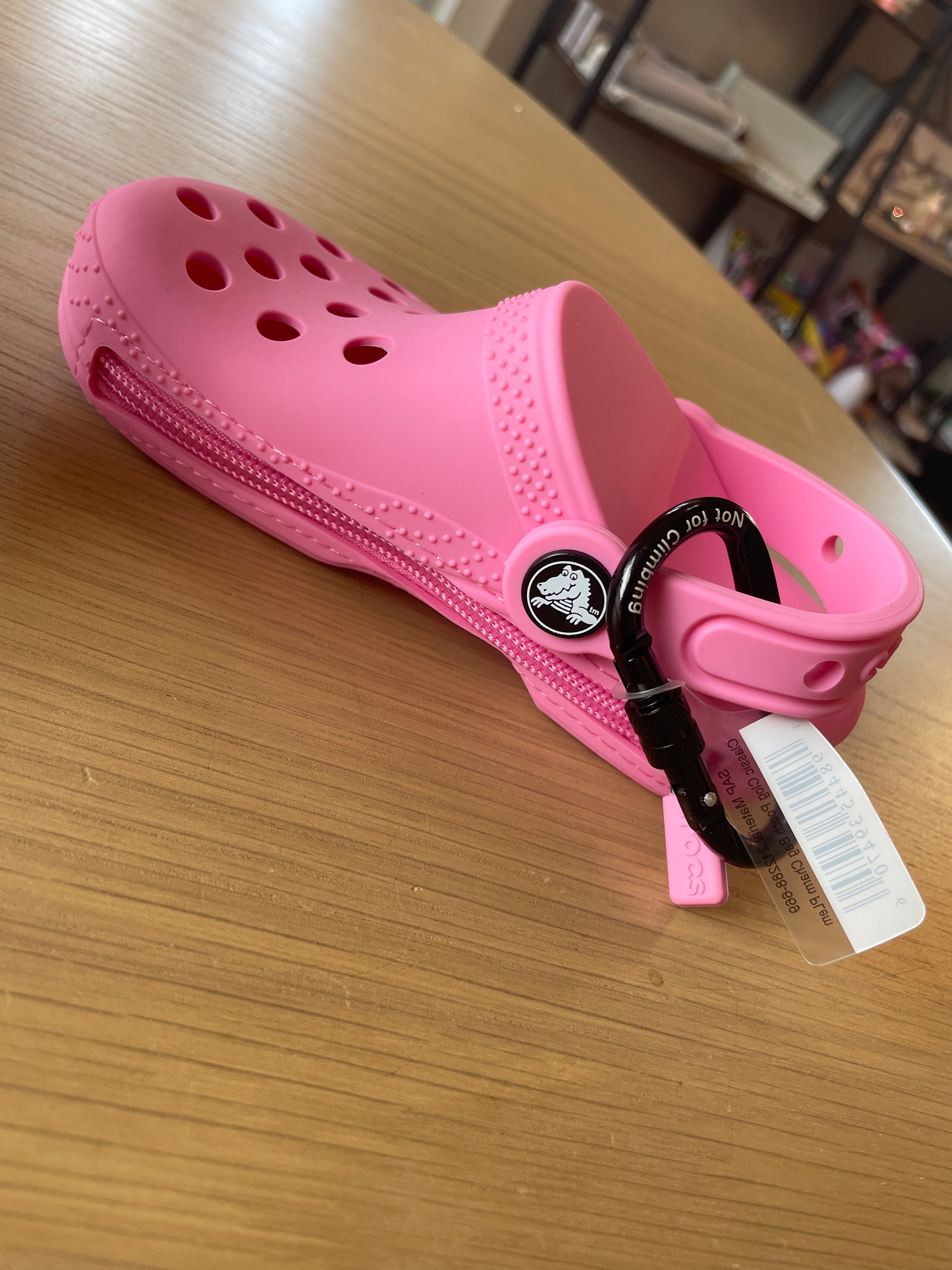 Croc cog pouch charm