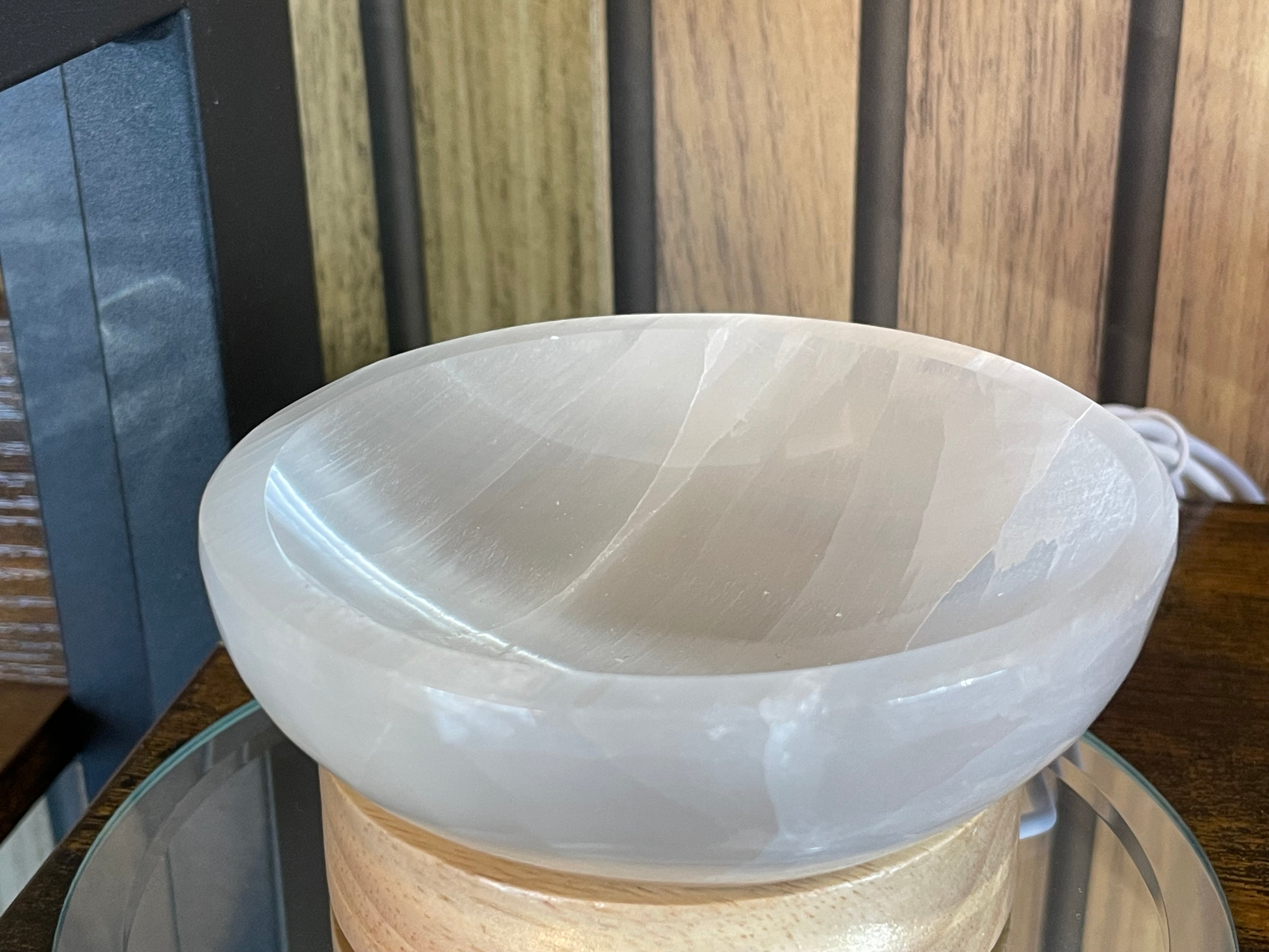 Selenite Carved Bowl (10cm)